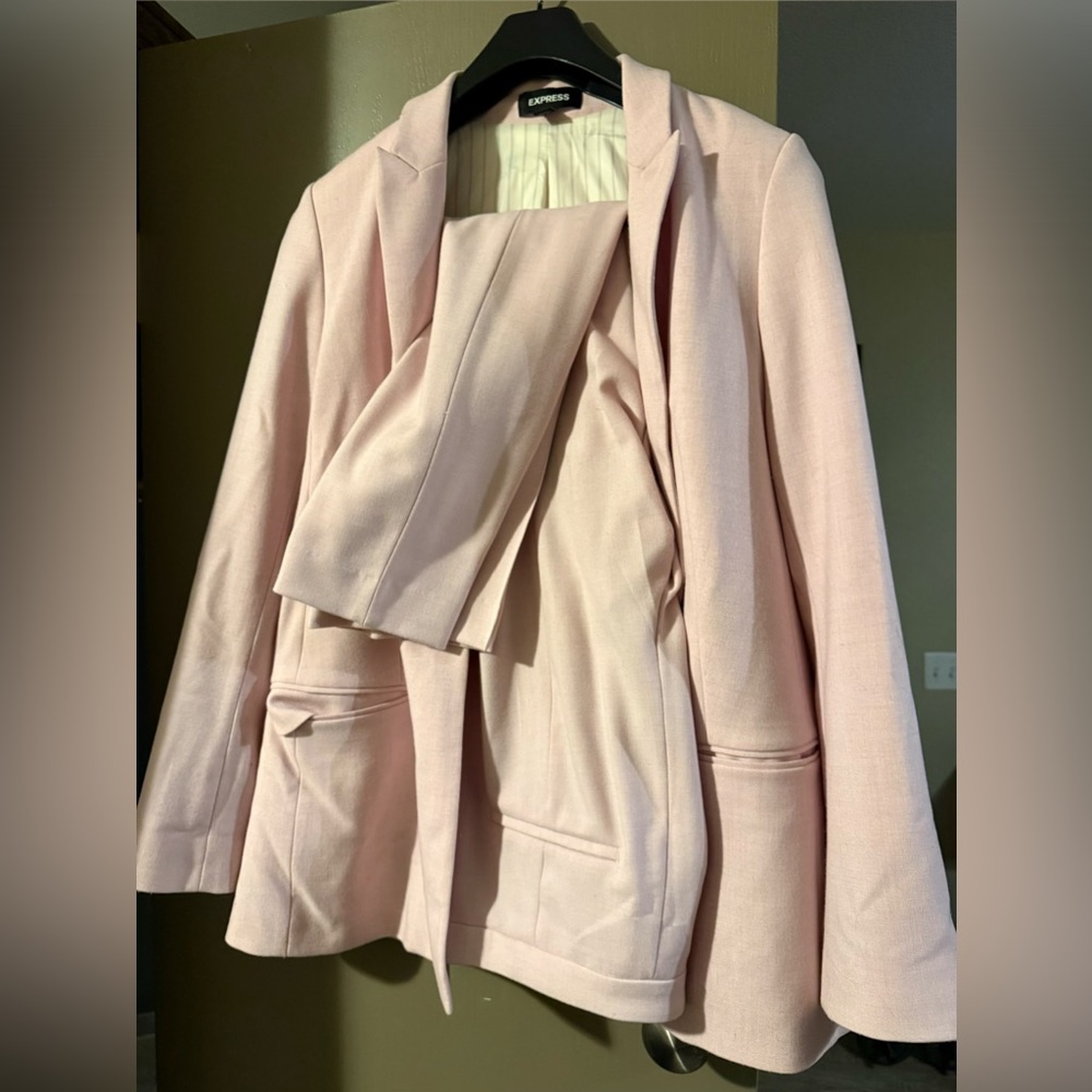Express Size Medium baby pink suit and pant